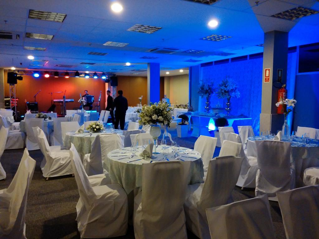 Days Inn By Wyndham Linhares Luaran gambar